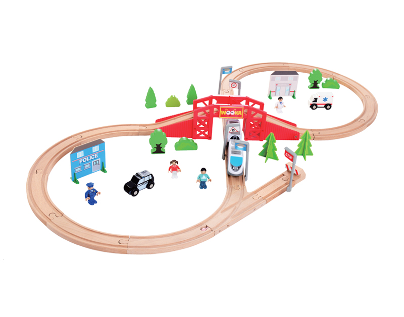 50pcs figure 8 wooden train set